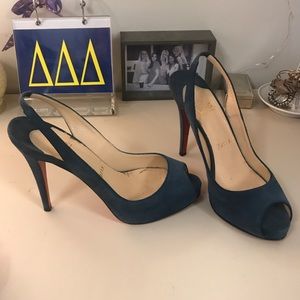 Sling back Christian Louboutin pumps